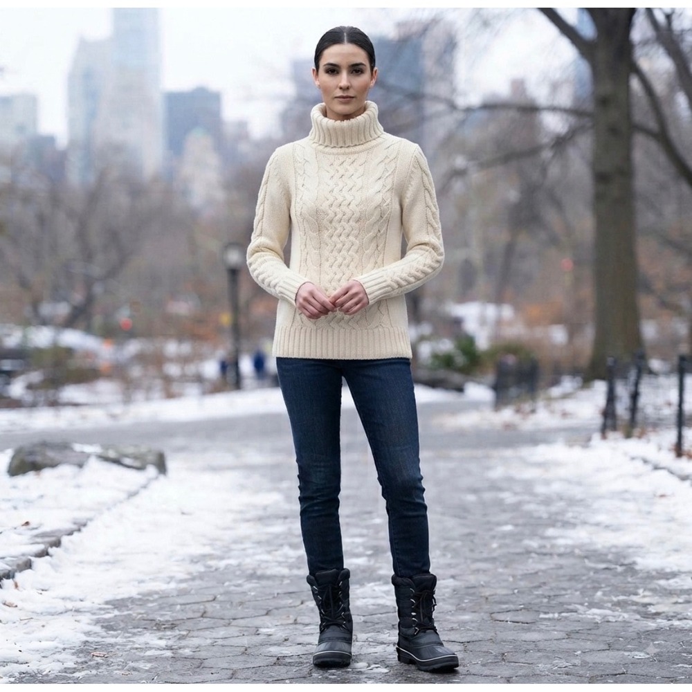 Peregrine Turtleneck Sweater Womens XL Cream Cable Knit Wool Made in England